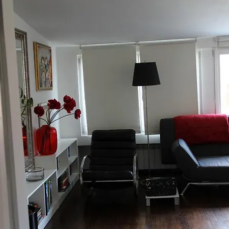 Apartament A Lovely, Sunny, Artistic Loft Belgrad
